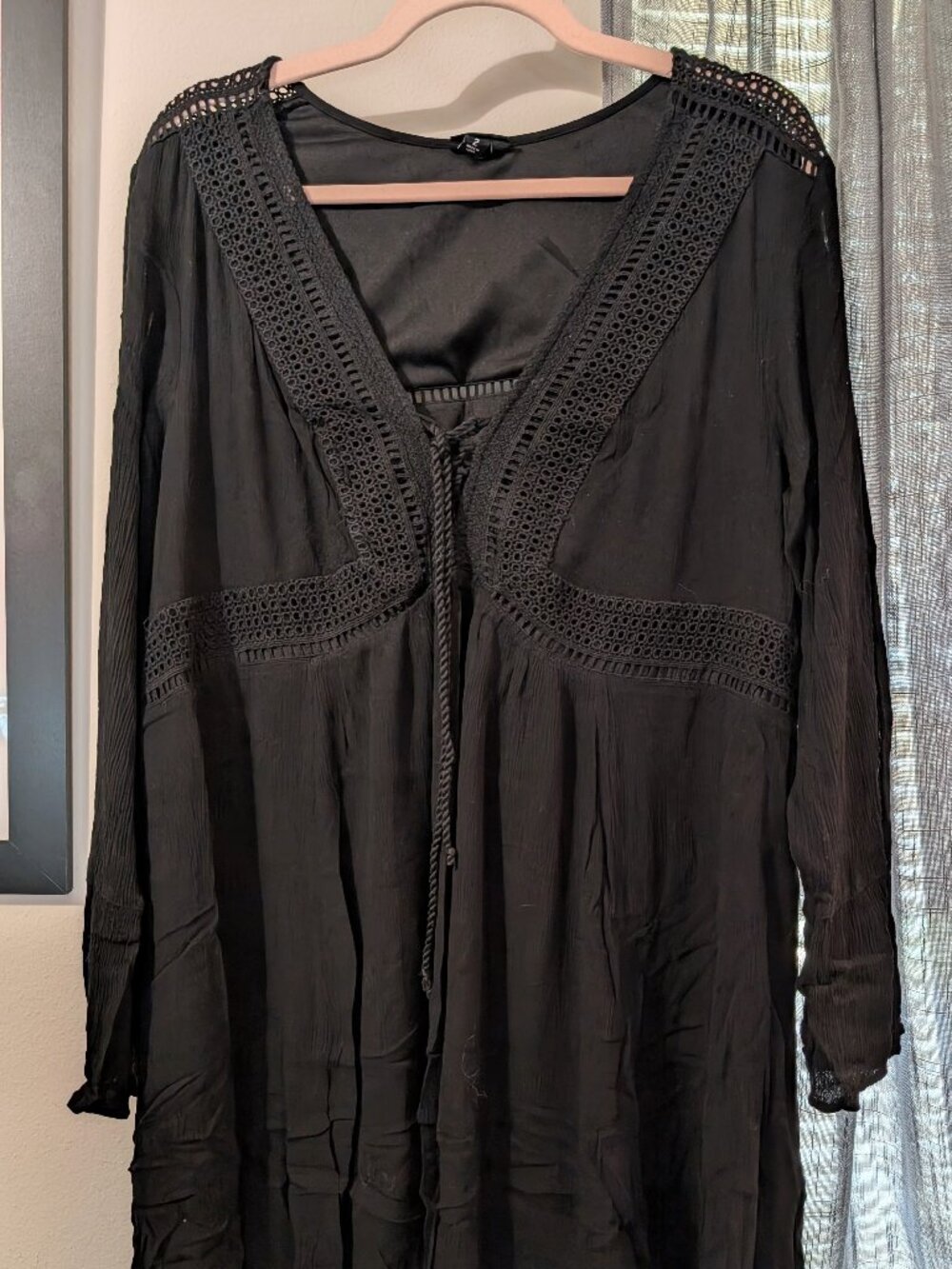 Torrid Long Sleeve Black Mini Dress Lace Bell Sleeve Crochet Size 2